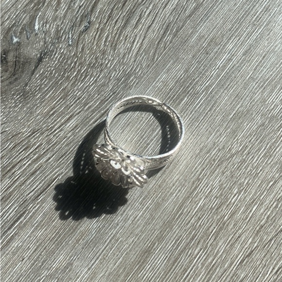 Artistry Tarakashi Floral Ring –925 Sterling Silver | Size 11 | Artisan Detail | - Picture 3 of 4